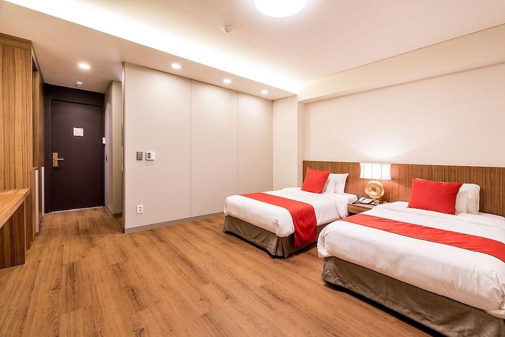 Korea Tourist Hotel Suwon Bagian luar foto